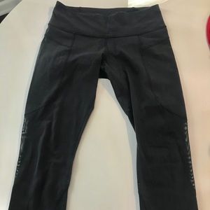 COPY - Lululemon laser cut cropped leggings